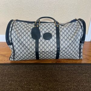 Vtg Gucci logo luggage blue circa 1970s duffel bag💙